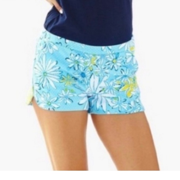 Lilly Pulitzer Adie Blue Breakwater Daisy Shorts Size 00 New! - Picture 3 of 8